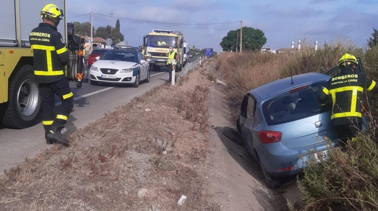 Una conductora herida en un accidente de tráfico entre Jerez y San José