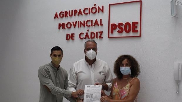 Más de una treintena de secretarios apoyan la candidatura de Ruiz Boix