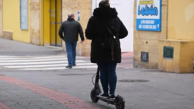Campaña de control de bicicletas y patinetes en Cádiz