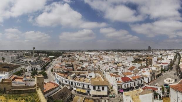 Utrera insiste en desdoblar la carretera a Los Palacios y pide a la Junta el centro logístico del Bajo Guadalquivir