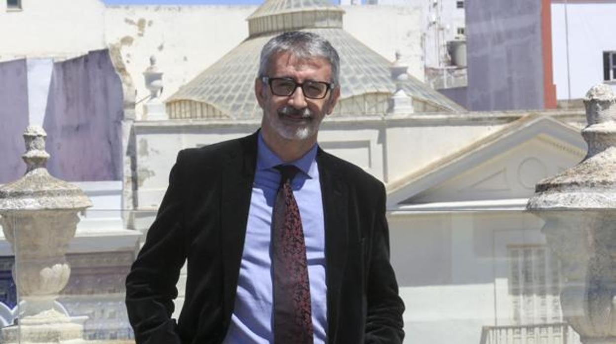 La consejera de Empleo y el rector de la UCA, nombrados colegiados eméritos de los Graduados Sociales de Cádiz y Ceuta