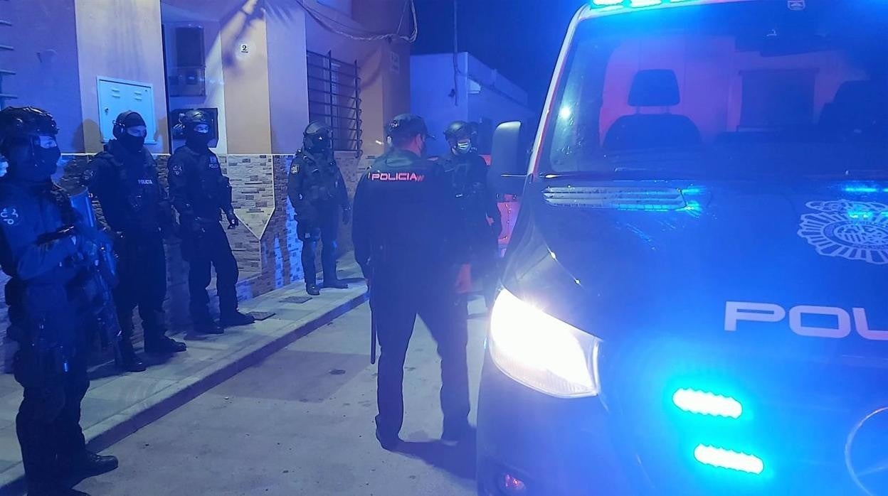 Aumentan por encima de 200 las agresiones contra policías y guardias civiles en el Campo de Gibraltar