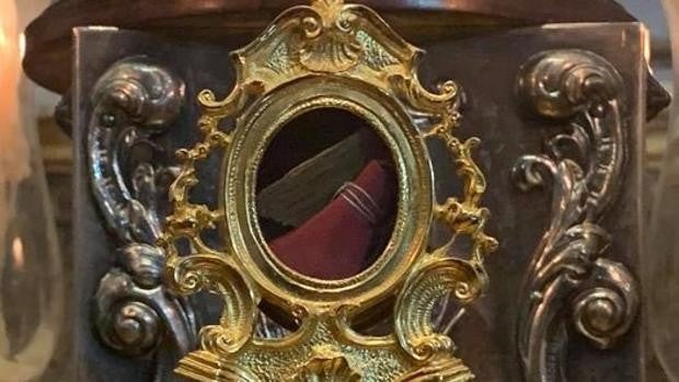 «Confiamos en que aparezca; lo más importante es el valor sentimental de la reliquia»