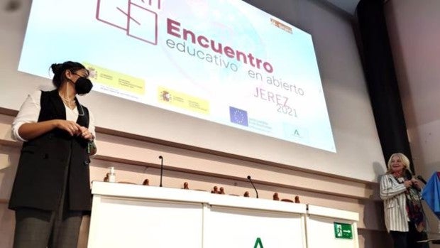 La Junta reitera su apoyo en Jerez al colectivo gitano «en busca de la igualdad de oportunidades»