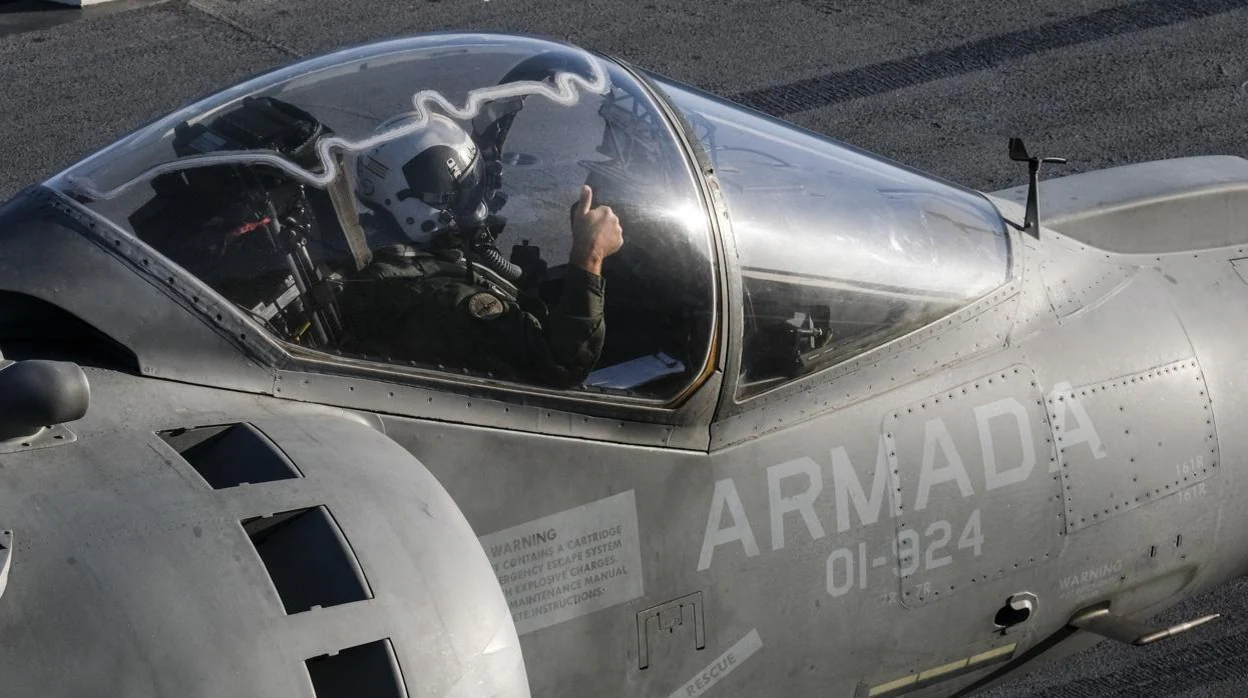Un piloto de Harrier durante el ejercicio Flotex-21.