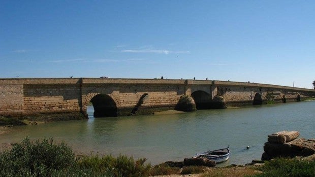 San Fernando prioriza una actuación integral para el Puente Zuazo