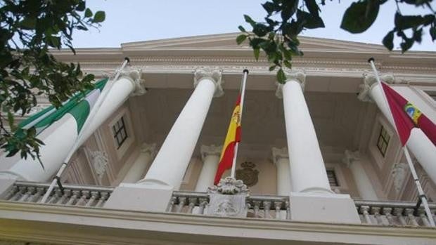 El Ayuntamiento decreta un día de luto oficial por el fallecimiento del escultor Fernando Benítez, ‘Nando’