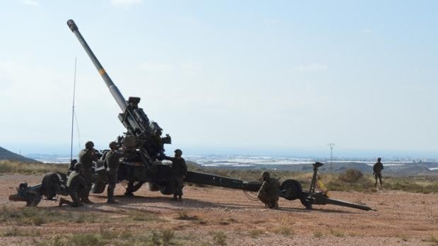 Una unidad de Artillería de Costa de Cádiz despliega en Palma de Mallorca