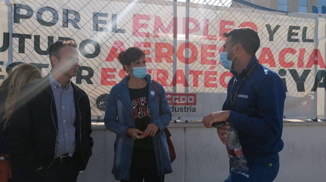 Teresa Rodríguez, en una imagen de archivo, en la planta de Airbus Puerto Real.