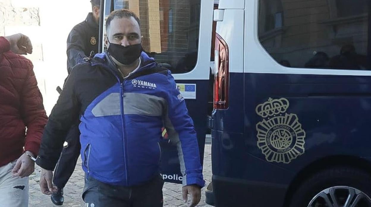 Condenado a 41 años de cárcel El Perniles por matar a un joven e intentarlo con otros dos en Medina Sidonia