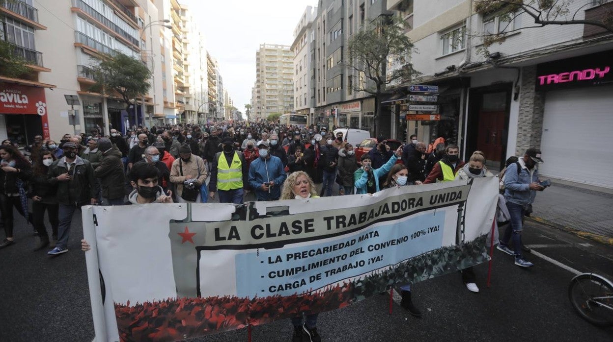 Manifestación en apoyo a a la huelga del Metal en Cádiz