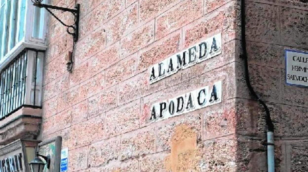 Rechazo mayoritario al cambio de nombre en calles en Cádiz: «Es absurdo e innecesario»