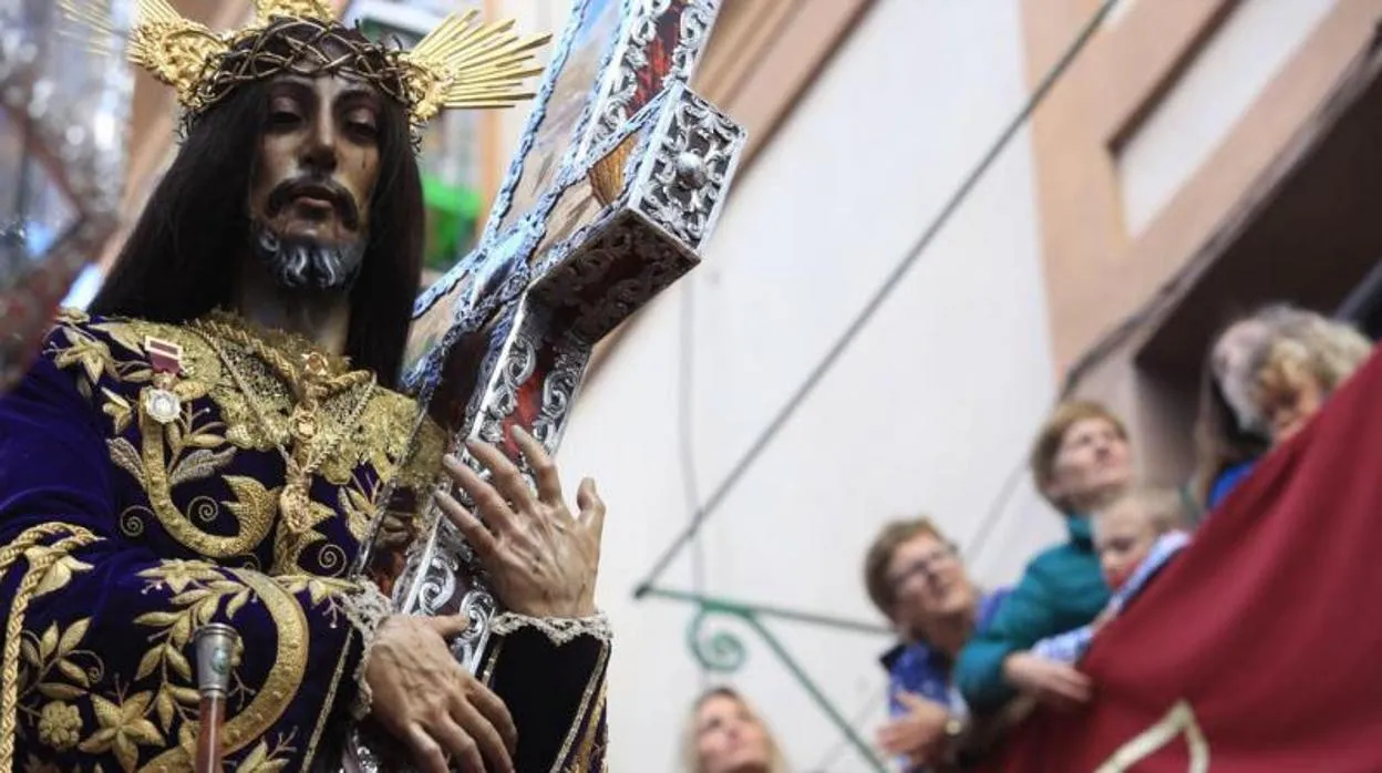 La Iglesia de Santa María en Cádiz abre al público este martes con Jesús Nazareno en su paso