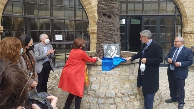 La Facultad de Filosofía y Letras de la UCA rinde homenaje al profesor Juan López