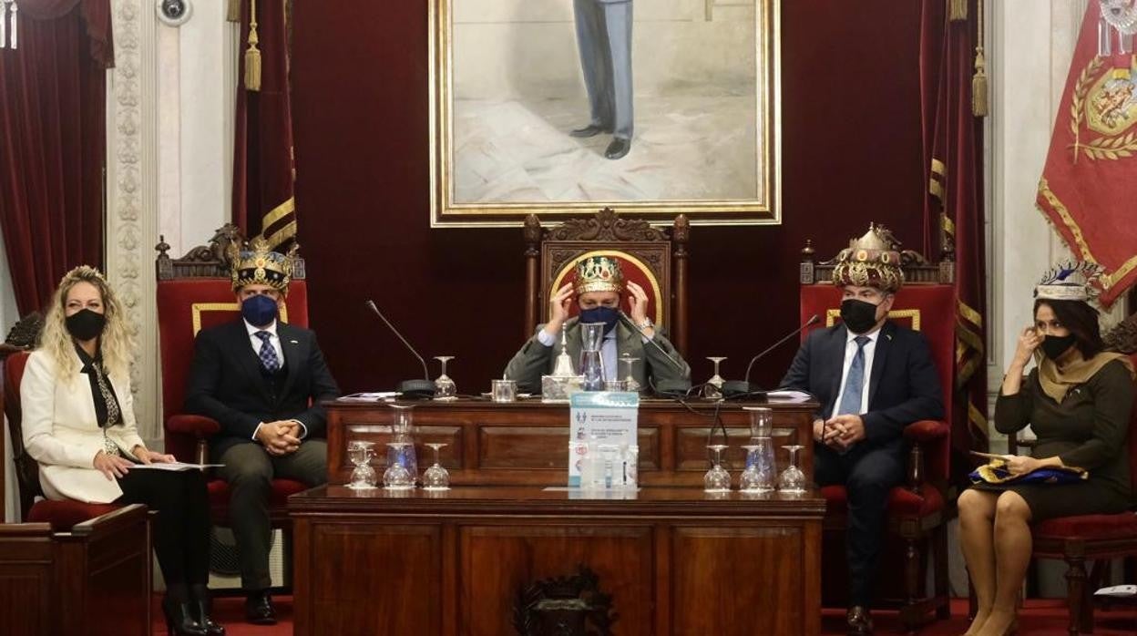 Los Reyes Magos en el Ayuntamiento de Cádiz