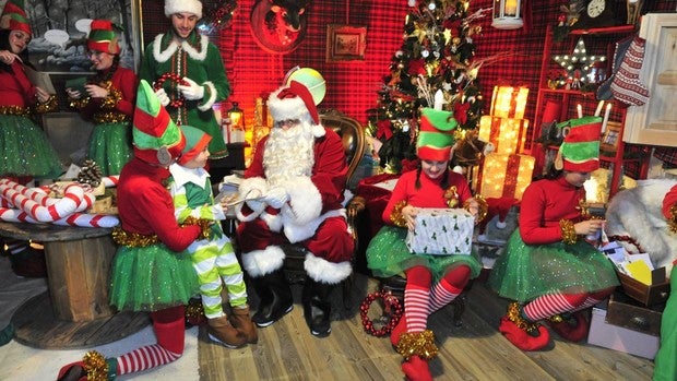 La casa de Papá Noel abre sus puertas para recibir a los niños de San Fernando