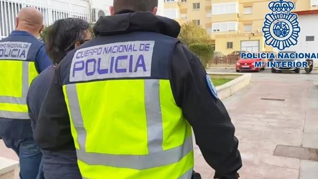 El técnico de la Universidad de Cádiz detenido por pornografía infantil grababa a sus compañeros y a alumnos en el baño