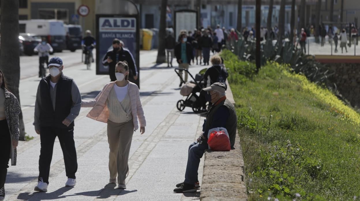 Cádiz, la provincia andaluza que más nuevos positivos registra este martes