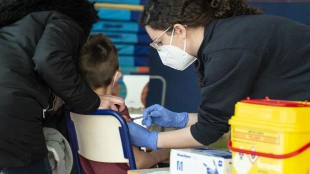 Los mayores contagios por Ómicron en Sevilla se dan ahora entre los niños menores de cuatro años