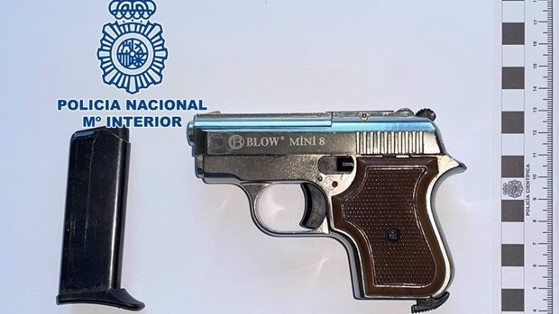 Detenido un vecino de Alcalá por pegarle dos tiros a otro individuo, al que dejó malherido