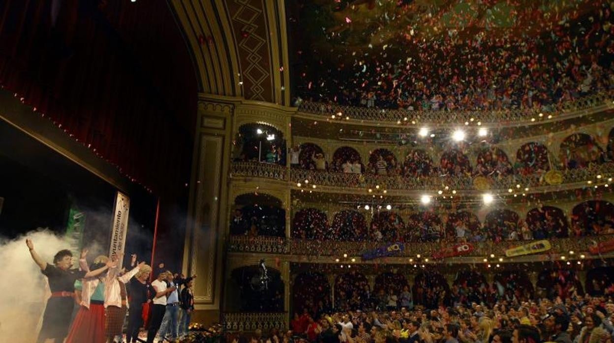 El público volverá al Gran Teatro Falla en un Concurso de Carnaval pero será en mayo.