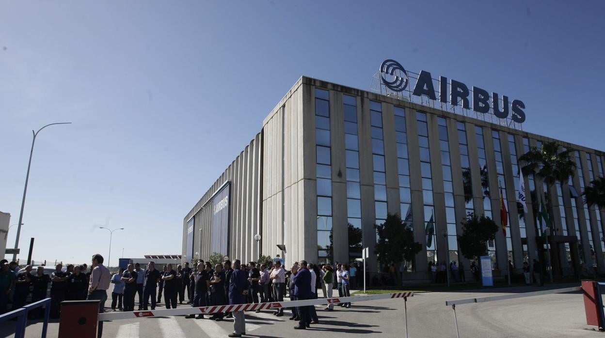 Entrada principal a la factoría de Airbus Puerto Real