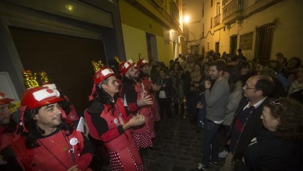 Kichi apela en un bando a la convivencia entre vecinos y agrupaciones en este Carnaval