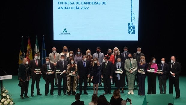 Diez gaditanos que llevan su provincia 'por bandera'