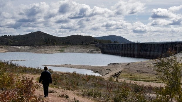 Los pantanos de Sevilla se encuentran al 50% de su capacidad, 18 puntos menos que hace un año