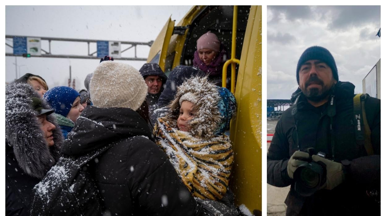 Foto tomada por Gonzalo Höhr (a la derecha) en la frontera de Moldavia.