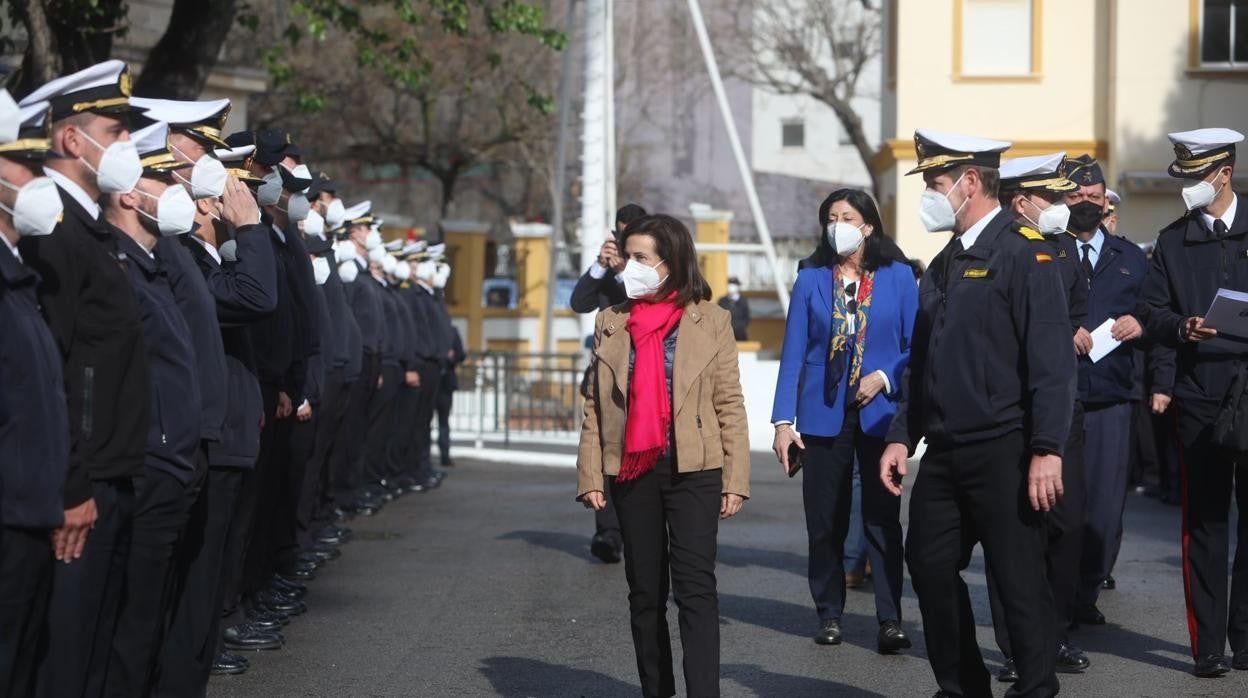 Margarita Robles, durante su visita en Cádiz.