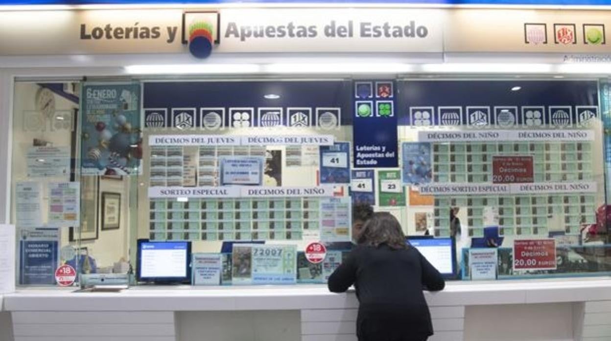 El primer premio de Lotería Nacional, de 300.000 euros, toca en Valdelagrana y Algeciras