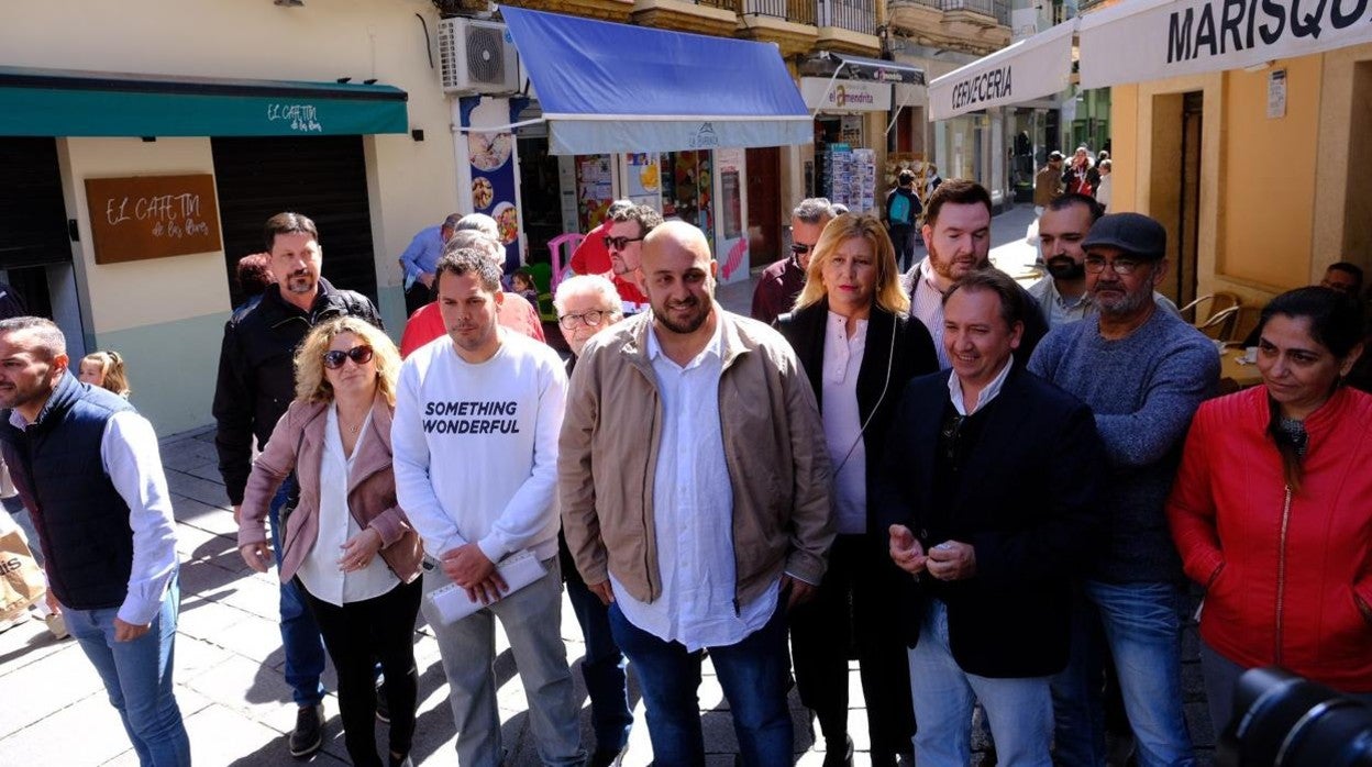 El empresario Eugenio Belgrano lidera esta plataforma ciudadana que se ha presentado este jueves en la plaza de las Flores.