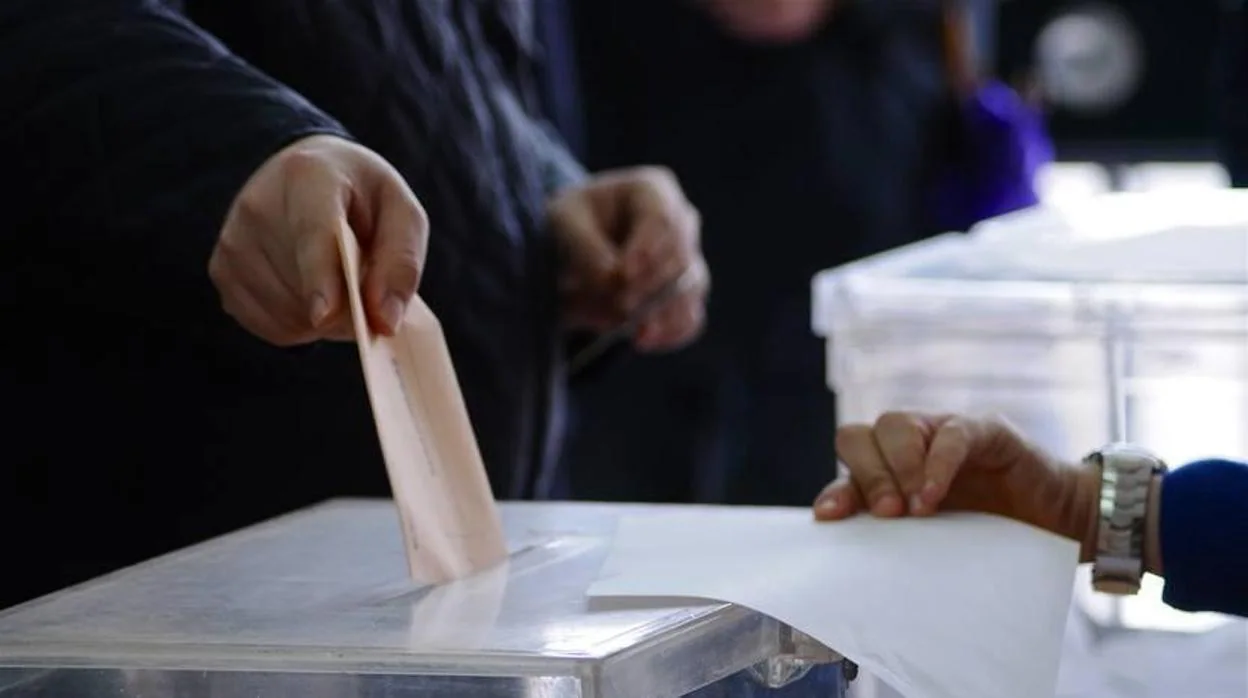 Más de un millón de personas votarán por la provincia de Cádiz