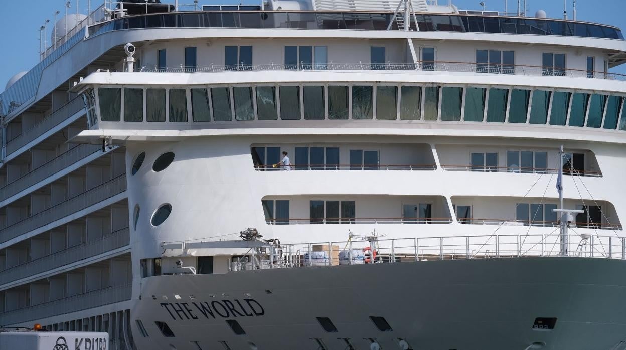 El crucero 'The World' ya está preparado en Cádiz para iniciar un nuevo viaje