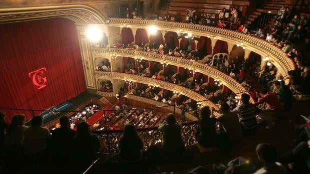 Un autor que se valió del Carnaval infantil para abusar de menores actuará en el Teatro Falla