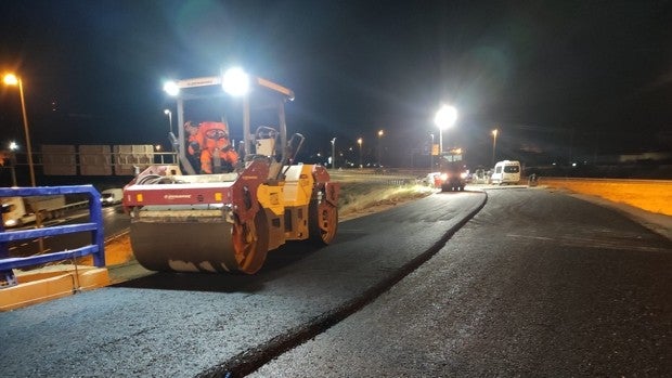 Esta madrugada se cortará totalmente al tráfico la A-49 en ambas calzadas a la altura de Camas