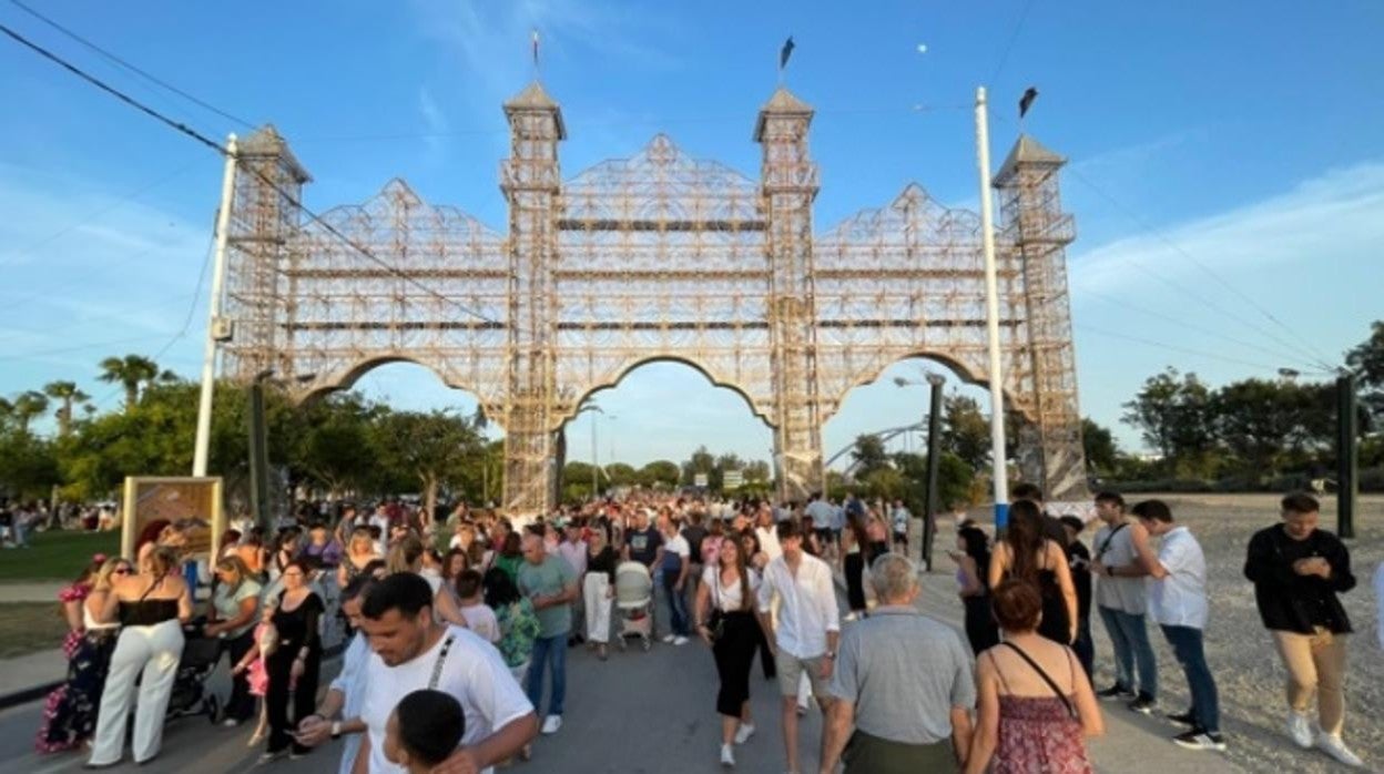 Ambiente en la portada de la feria