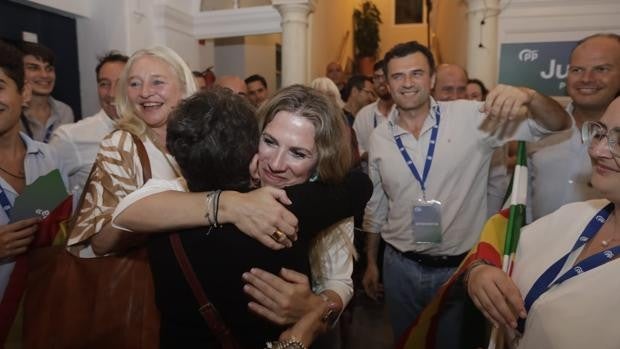 El PP barre en la provincia de Cádiz y casi triplica sus escaños respecto a 2018