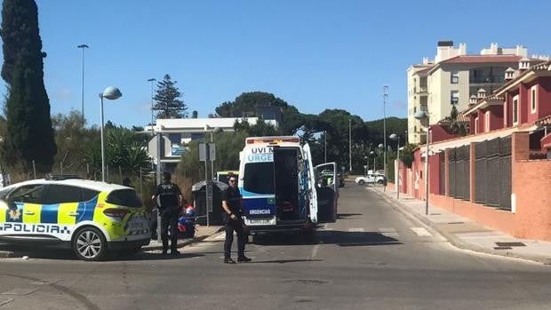 Muere un motorista tras un brutal choque en Vistahermosa, en El Puerto