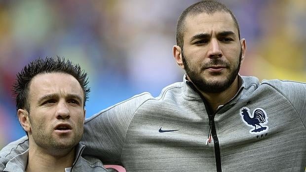 Benzema pasa la noche en la sede policial de Versalles