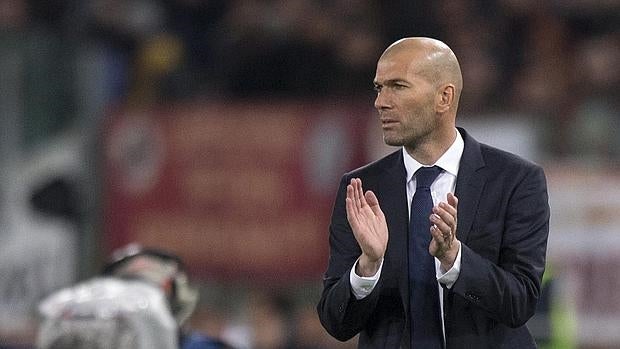 Zidane: «No tiramos la Liga, quedan 39 puntos»