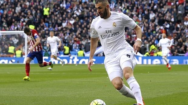 Plaga de lesiones sin fin: Benzema, tres semanas de baja