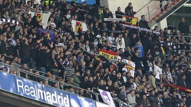 El Bernabéu solo ovaciona a los canteranos, a Cristiano y a Zidane