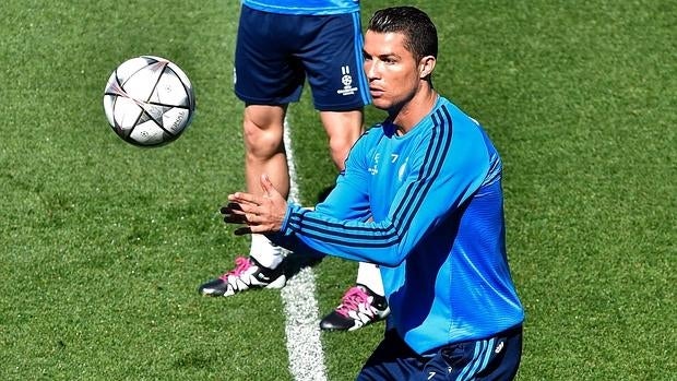 Cristiano, listo. Benzema, casi descartado, y Casemiro, seria duda