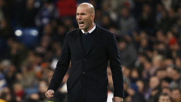 Zidane llama a la épica en el momento más difícil