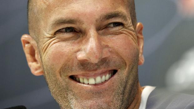 Zidane: «Esta plantilla es un espectáculo, llegamos al final de puta madre»