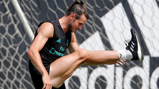 Bale cumple 28 años con el reto de volver a ser líder