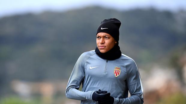 El Mónaco desmiente que ya haya un acuerdo por Mbappé