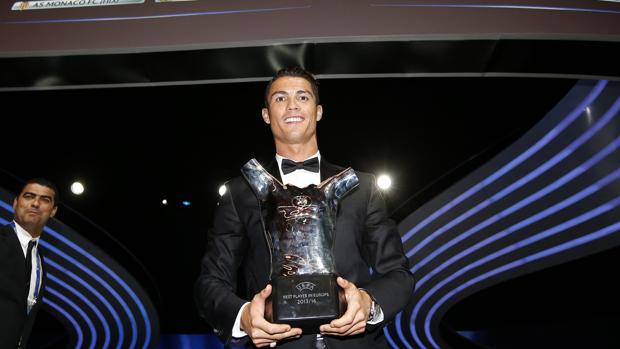 Cristiano no pide dinero, pide mejores arbitrajes